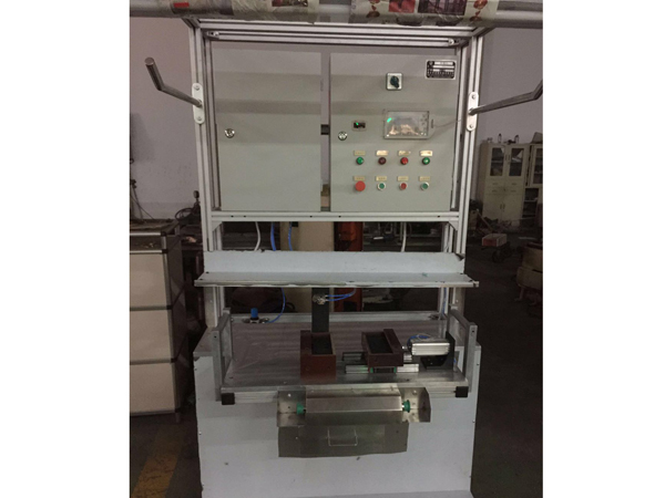 全自動(dòng)硫化無縫對接機(jī)